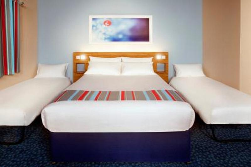Travelodge Dundee Strathmore Avenue Kültér fotó